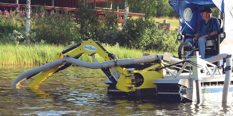 A Truxor Machine With a Doro Digger Attachment